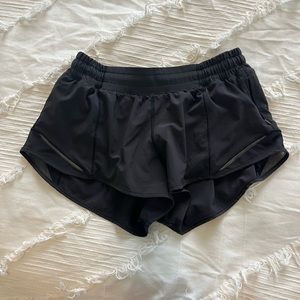 Lulu lemon hotty hot shorts, low rise, size 6, black
